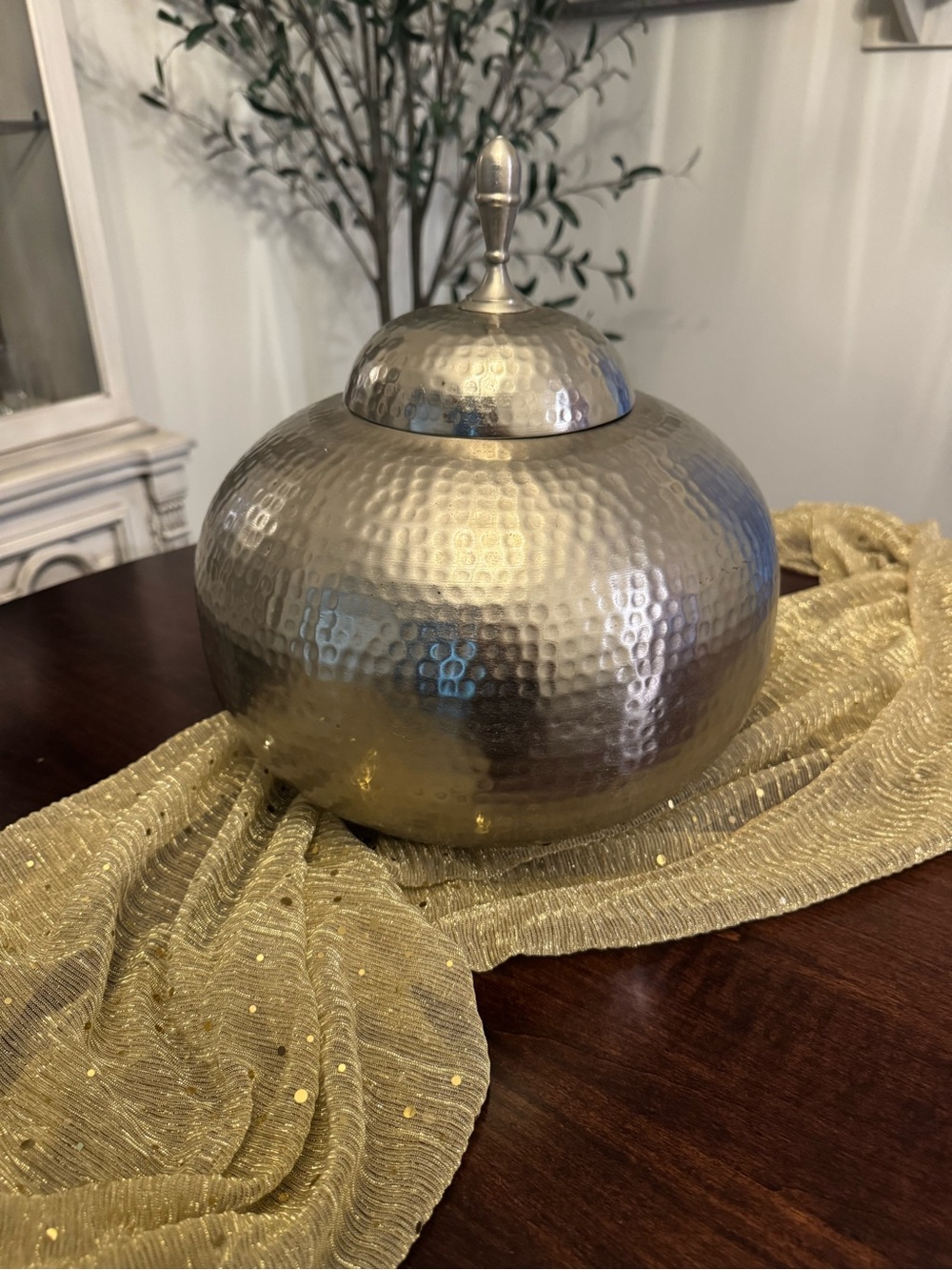 Hammered Tin Ginger Metallic Decorative Jar with Lid- Silver
